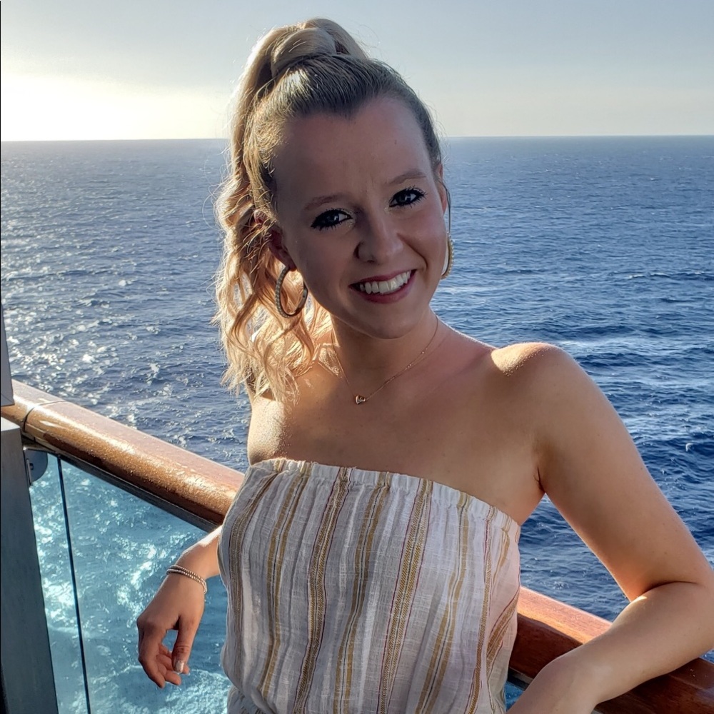 Meet your Posher, Paige